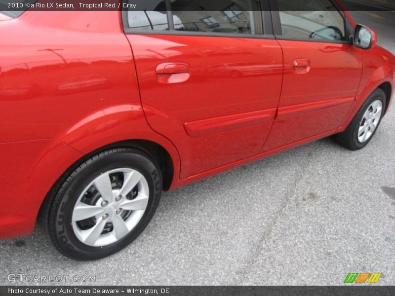 Tropical Red / Gray 2010 Kia Rio LX Sedan
