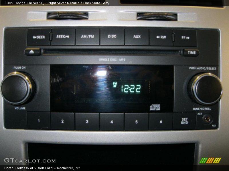 Bright Silver Metallic / Dark Slate Gray 2009 Dodge Caliber SE