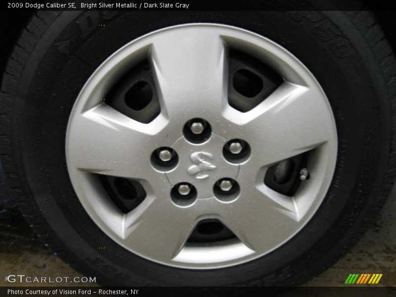 Bright Silver Metallic / Dark Slate Gray 2009 Dodge Caliber SE