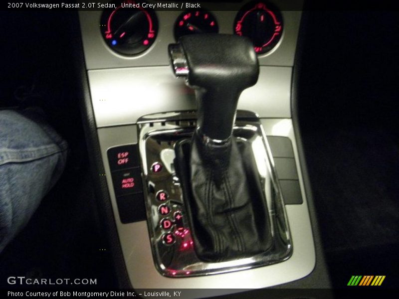 United Grey Metallic / Black 2007 Volkswagen Passat 2.0T Sedan