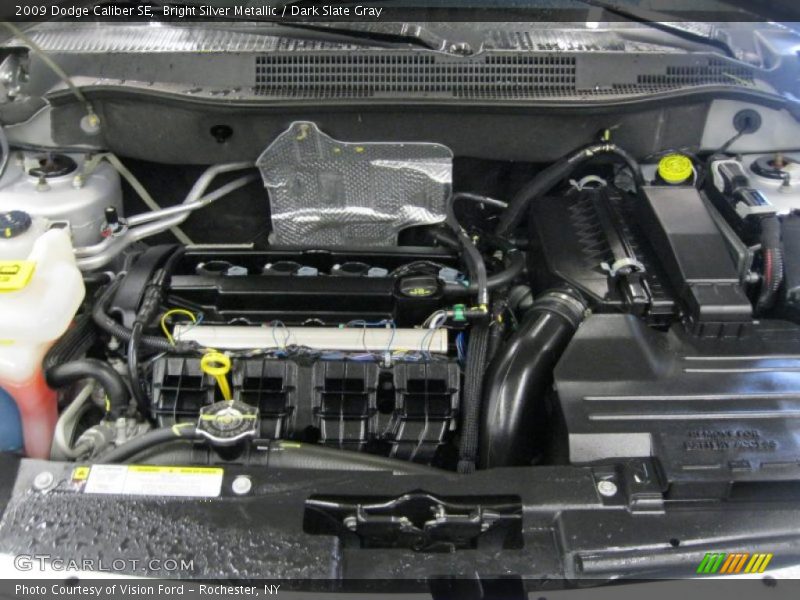 Bright Silver Metallic / Dark Slate Gray 2009 Dodge Caliber SE
