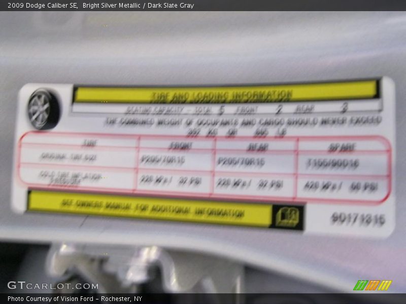 Bright Silver Metallic / Dark Slate Gray 2009 Dodge Caliber SE