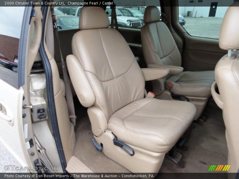  2000 Town & Country LXi Camel Interior