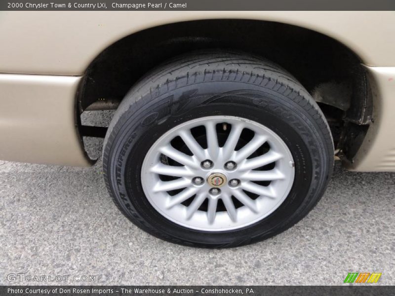  2000 Town & Country LXi Wheel