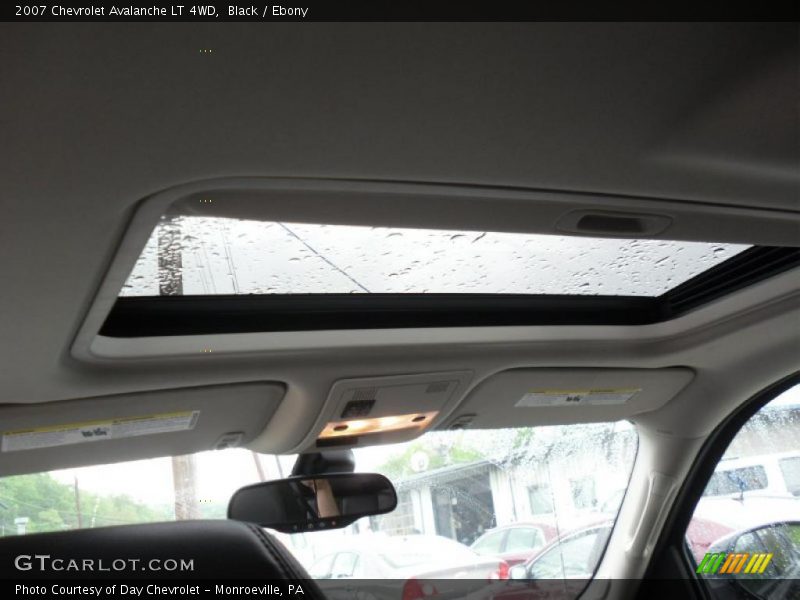Black / Ebony 2007 Chevrolet Avalanche LT 4WD
