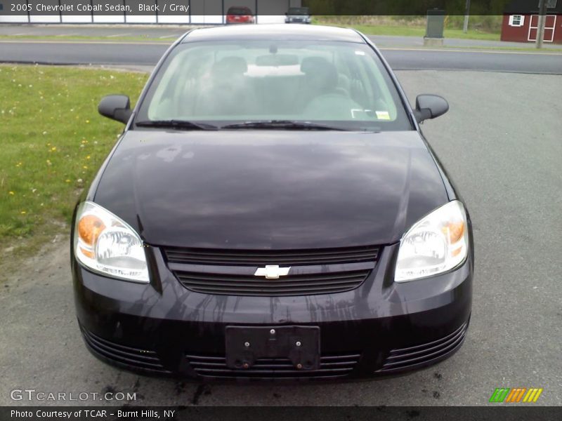Black / Gray 2005 Chevrolet Cobalt Sedan