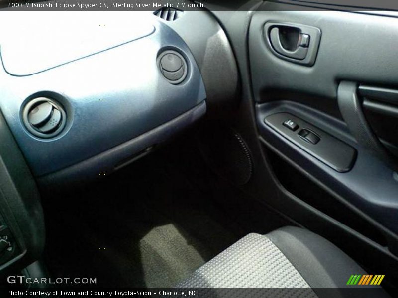 Sterling Silver Metallic / Midnight 2003 Mitsubishi Eclipse Spyder GS