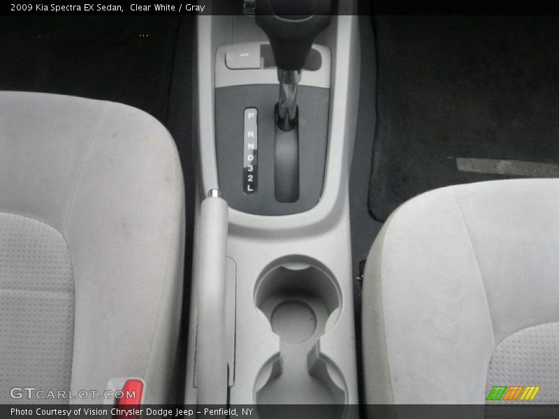 Clear White / Gray 2009 Kia Spectra EX Sedan