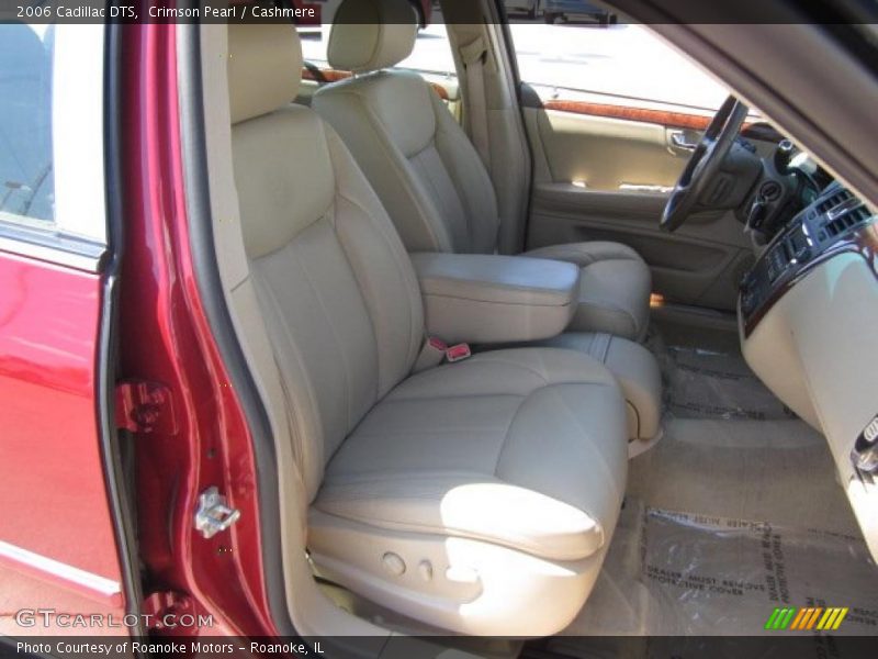 Crimson Pearl / Cashmere 2006 Cadillac DTS