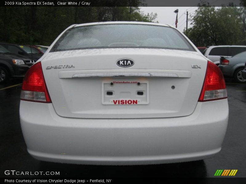 Clear White / Gray 2009 Kia Spectra EX Sedan