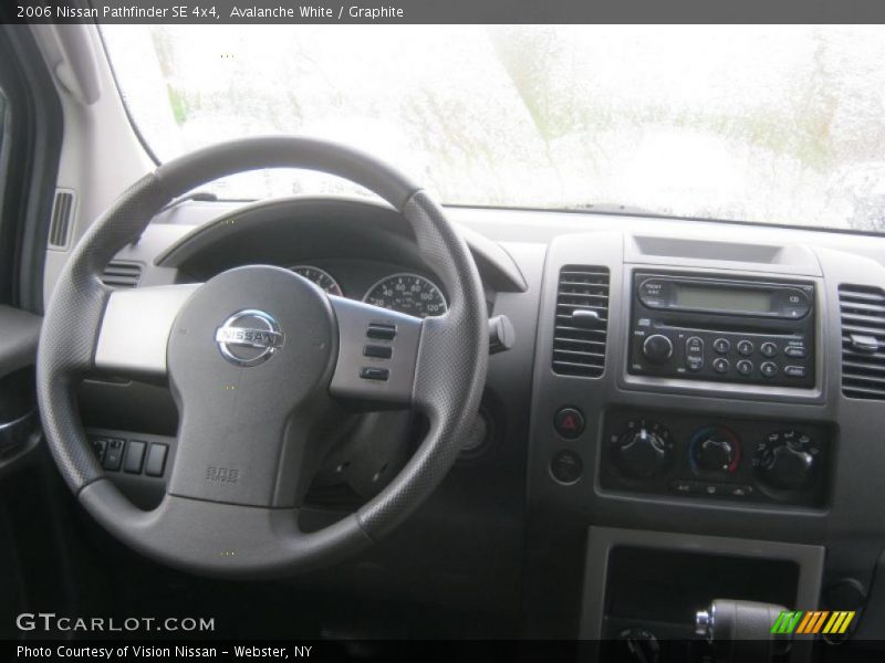 Avalanche White / Graphite 2006 Nissan Pathfinder SE 4x4