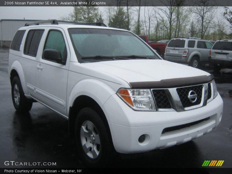 Avalanche White / Graphite 2006 Nissan Pathfinder SE 4x4