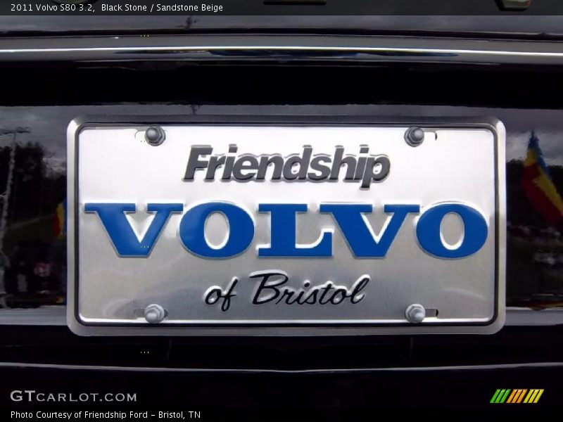 Black Stone / Sandstone Beige 2011 Volvo S80 3.2