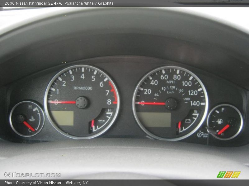Avalanche White / Graphite 2006 Nissan Pathfinder SE 4x4