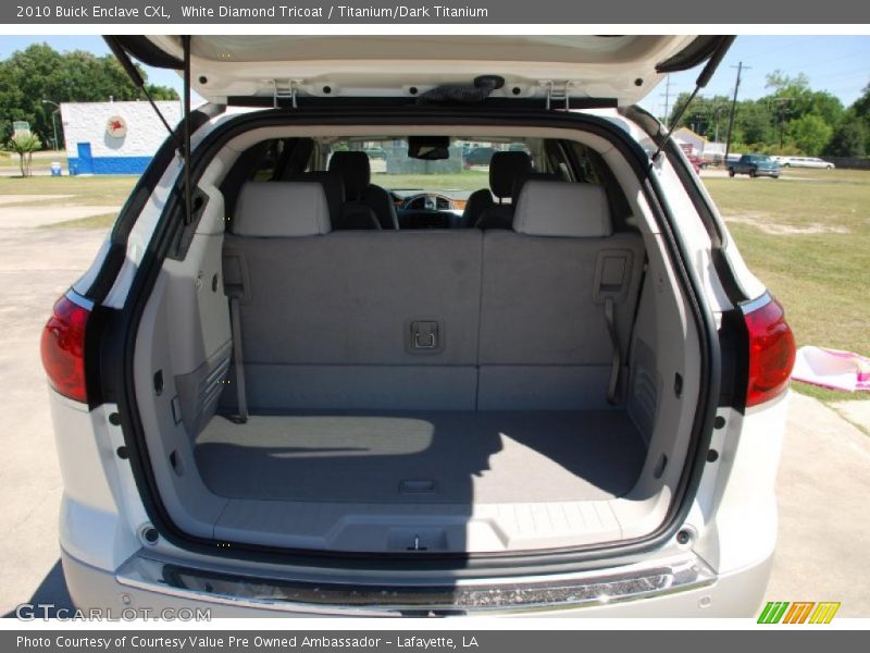 White Diamond Tricoat / Titanium/Dark Titanium 2010 Buick Enclave CXL