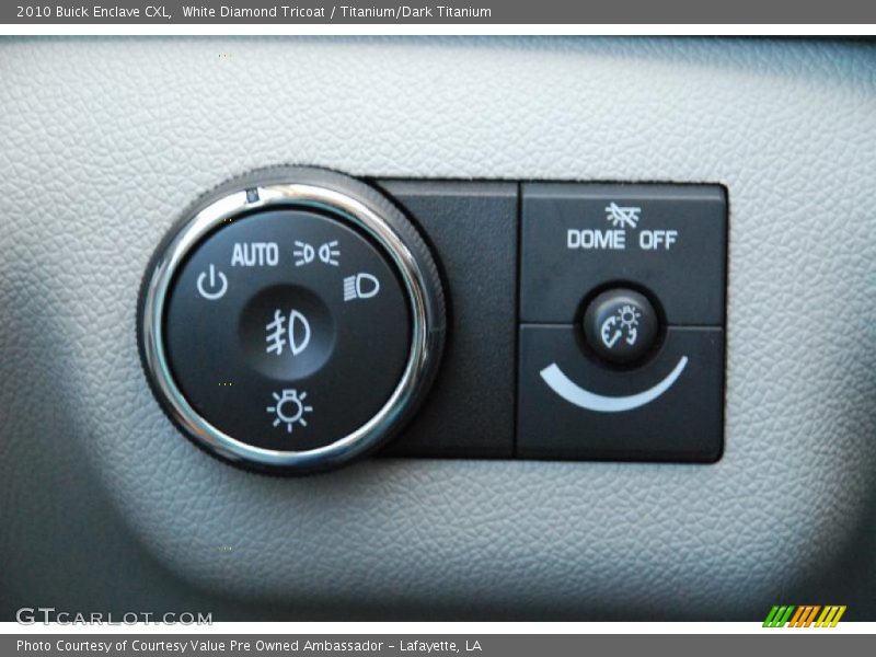White Diamond Tricoat / Titanium/Dark Titanium 2010 Buick Enclave CXL