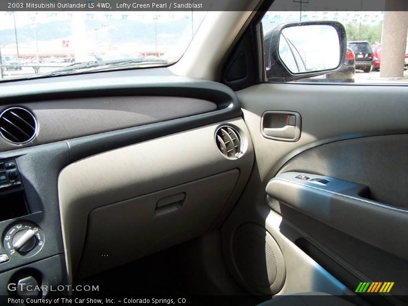 Lofty Green Pearl / Sandblast 2003 Mitsubishi Outlander LS 4WD