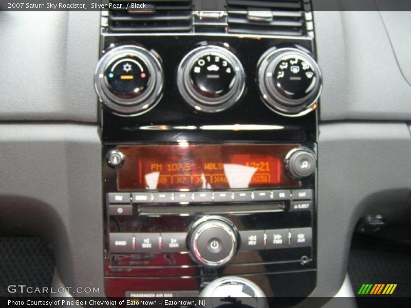 Silver Pearl / Black 2007 Saturn Sky Roadster