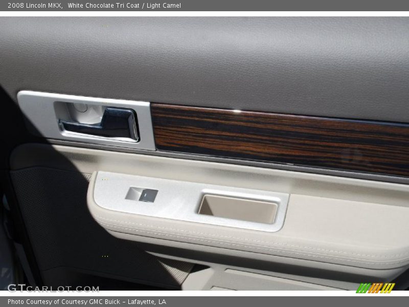 White Chocolate Tri Coat / Light Camel 2008 Lincoln MKX