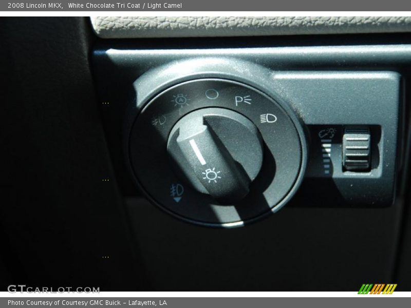 White Chocolate Tri Coat / Light Camel 2008 Lincoln MKX