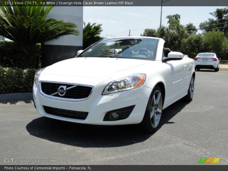 Ice White / Soverign Hide Cacao Brown Leather/Off Black 2011 Volvo C70 T5