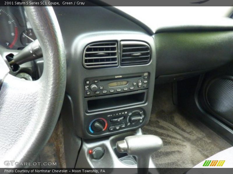 Green / Gray 2001 Saturn S Series SC1 Coupe