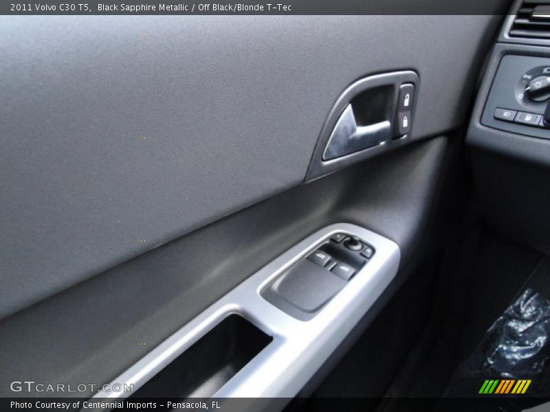 Black Sapphire Metallic / Off Black/Blonde T-Tec 2011 Volvo C30 T5