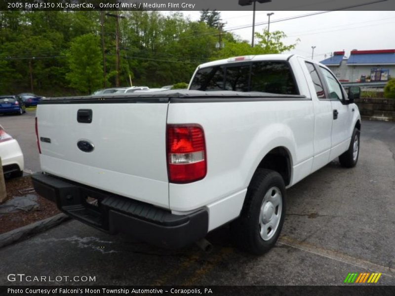 Oxford White / Medium Flint Grey 2005 Ford F150 XL SuperCab