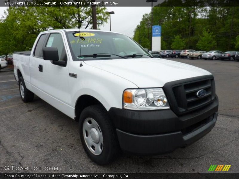 Oxford White / Medium Flint Grey 2005 Ford F150 XL SuperCab