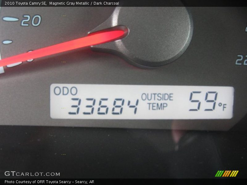 Magnetic Gray Metallic / Dark Charcoal 2010 Toyota Camry SE