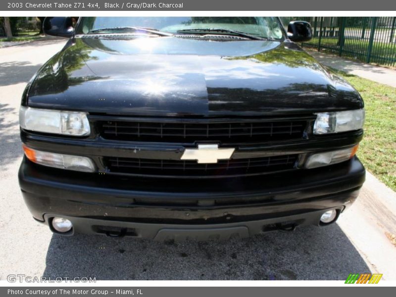 Black / Gray/Dark Charcoal 2003 Chevrolet Tahoe Z71 4x4