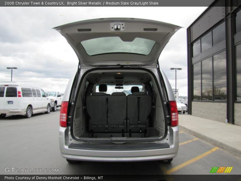 Bright Silver Metallic / Medium Slate Gray/Light Shale 2008 Chrysler Town & Country LX