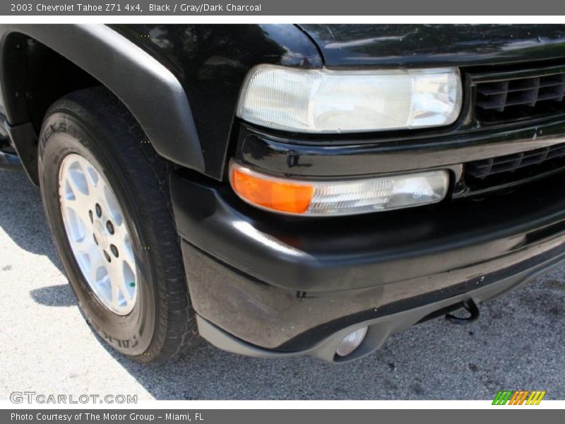 Black / Gray/Dark Charcoal 2003 Chevrolet Tahoe Z71 4x4