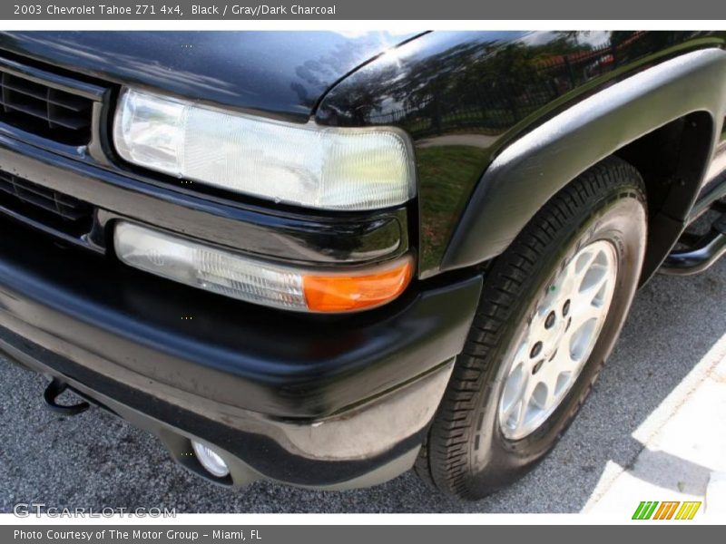 Black / Gray/Dark Charcoal 2003 Chevrolet Tahoe Z71 4x4