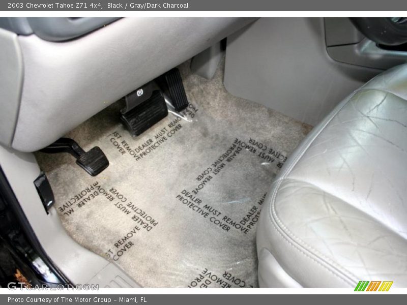Black / Gray/Dark Charcoal 2003 Chevrolet Tahoe Z71 4x4