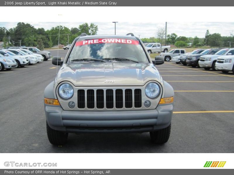 Light Khaki Metallic / Medium Slate Gray 2006 Jeep Liberty Sport