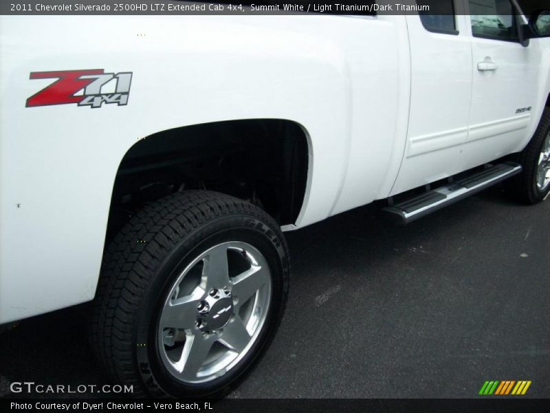 Summit White / Light Titanium/Dark Titanium 2011 Chevrolet Silverado 2500HD LTZ Extended Cab 4x4