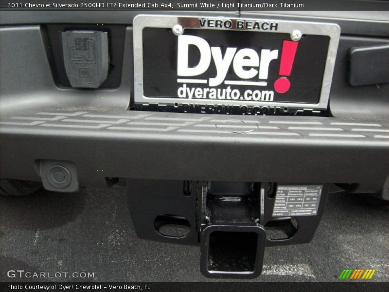 Summit White / Light Titanium/Dark Titanium 2011 Chevrolet Silverado 2500HD LTZ Extended Cab 4x4