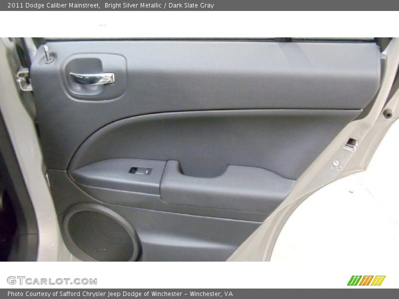 Bright Silver Metallic / Dark Slate Gray 2011 Dodge Caliber Mainstreet