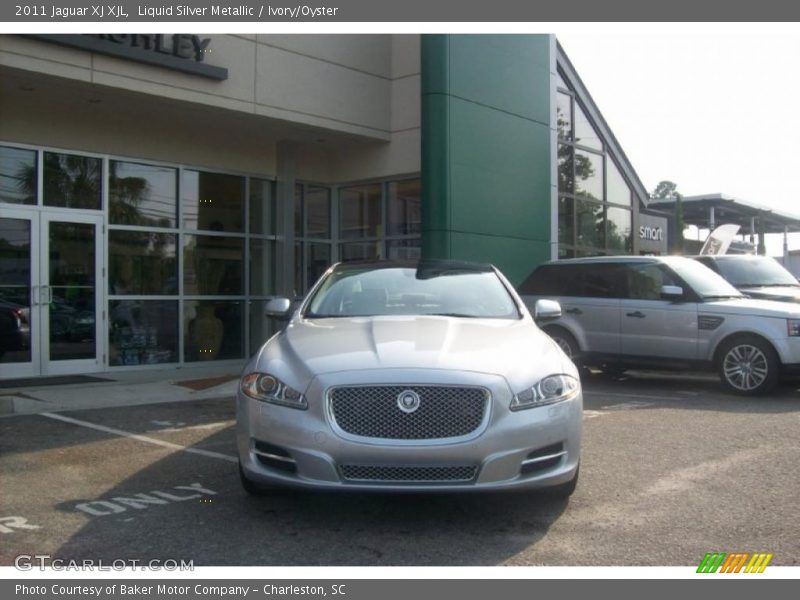 Liquid Silver Metallic / Ivory/Oyster 2011 Jaguar XJ XJL