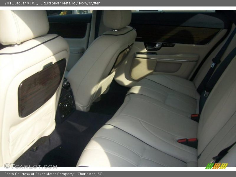 Liquid Silver Metallic / Ivory/Oyster 2011 Jaguar XJ XJL