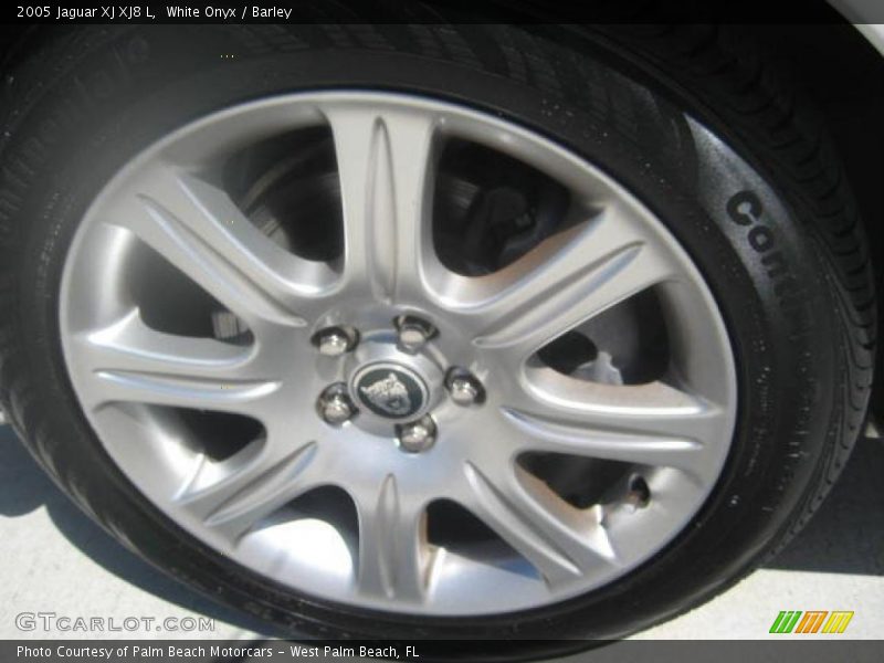 White Onyx / Barley 2005 Jaguar XJ XJ8 L