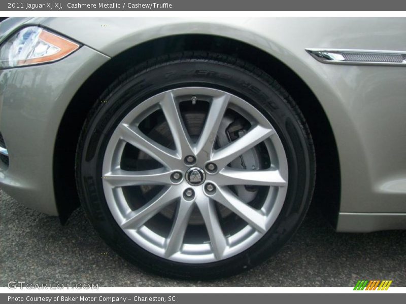 Cashmere Metallic / Cashew/Truffle 2011 Jaguar XJ XJ