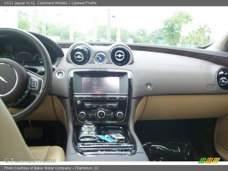 Cashmere Metallic / Cashew/Truffle 2011 Jaguar XJ XJ