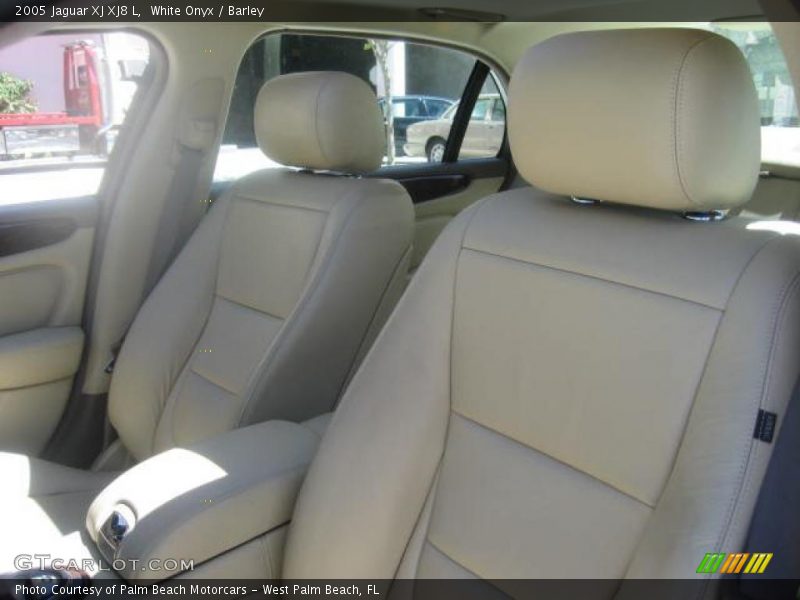White Onyx / Barley 2005 Jaguar XJ XJ8 L