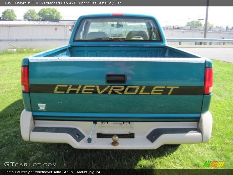 Bright Teal Metallic / Tan 1995 Chevrolet S10 LS Extended Cab 4x4