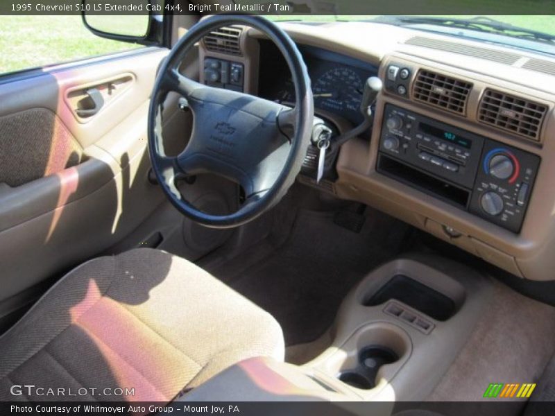 Bright Teal Metallic / Tan 1995 Chevrolet S10 LS Extended Cab 4x4