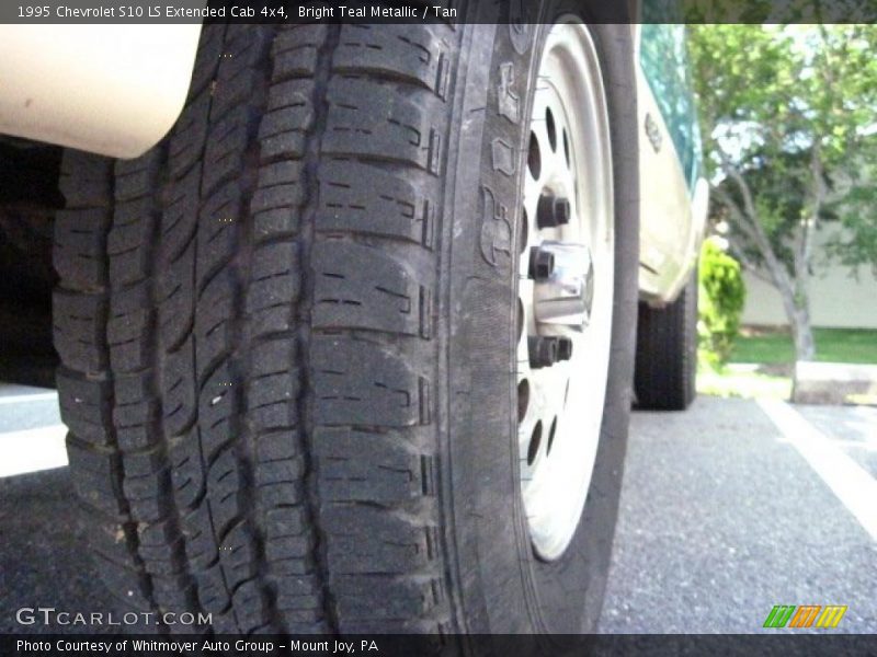 Bright Teal Metallic / Tan 1995 Chevrolet S10 LS Extended Cab 4x4
