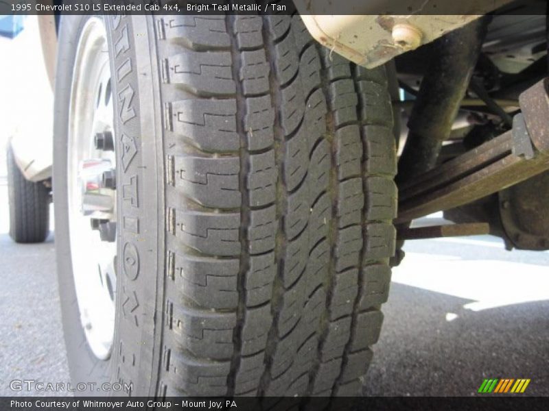 Bright Teal Metallic / Tan 1995 Chevrolet S10 LS Extended Cab 4x4