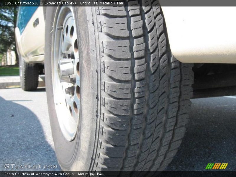 Bright Teal Metallic / Tan 1995 Chevrolet S10 LS Extended Cab 4x4